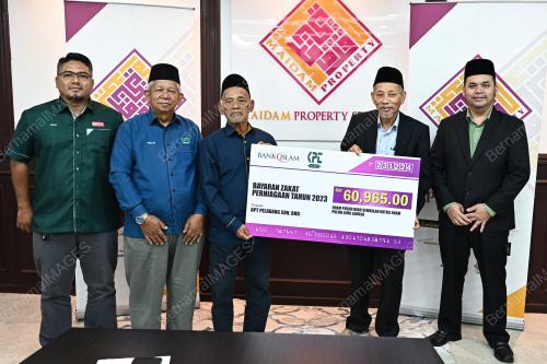 PENYERAHAN ZAKAT PERNIAGAAN