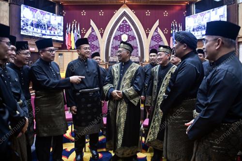 ANGKAT SUMPAH ADUN NEGERI TERENGGANU