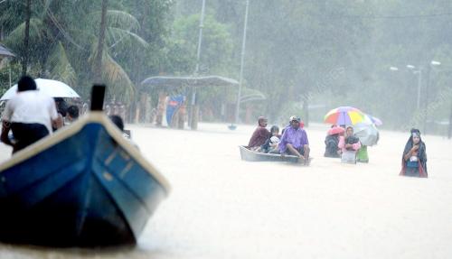 TR05_24122012_SETIU_BANJIR