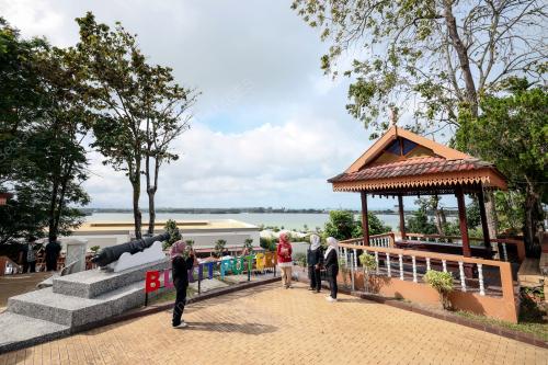 BUKIT PUTERI