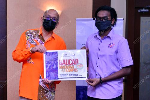 TR05_25112021_UMT_BAUCAR