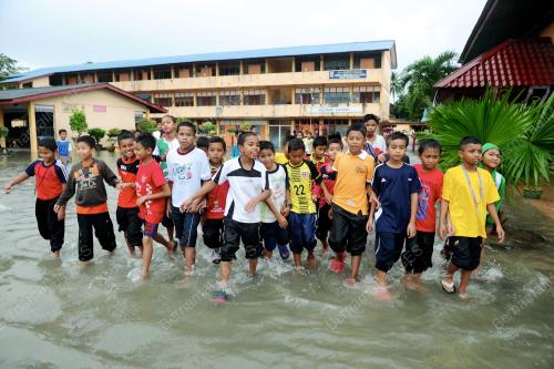 TR05_26022013_SETIU_BANJIR