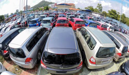 TR05_28022016_KERETA_KLON
