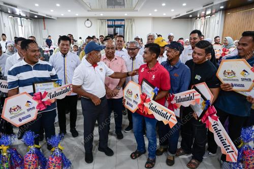 DATUK DR M NOOR AZMAN TAIB