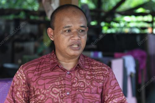 PEMBUATAN BATIK TRADISIONAL TERENGGANU