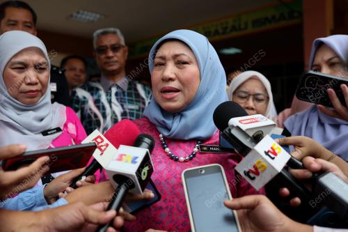 DATUK SERI NANCY SHUKRI