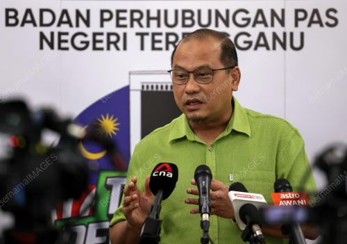 DATUK AHMAD AMZAD HASHIM