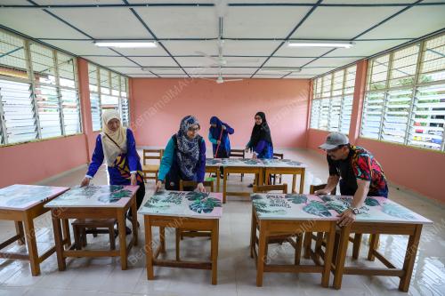 BERSIH SEKOLAH BANJIR