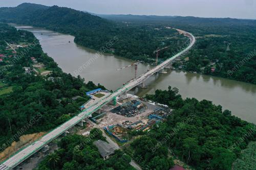 PROJEK LALUAN REL PANTAI TIMUR (ECRL)