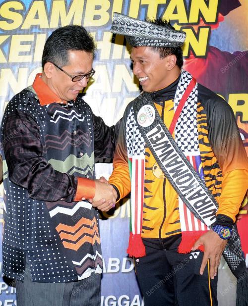 TR06_03082014_SAMBUT_HAFIFI