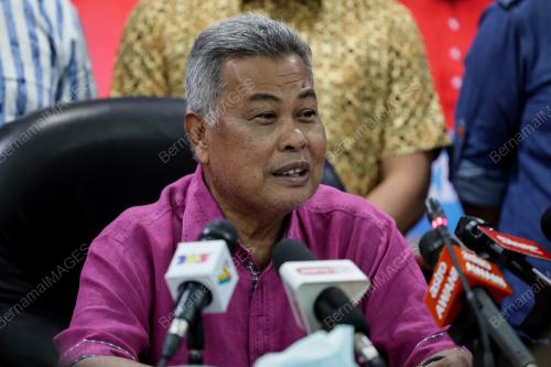 DATUK SERI AHMAD SAID
