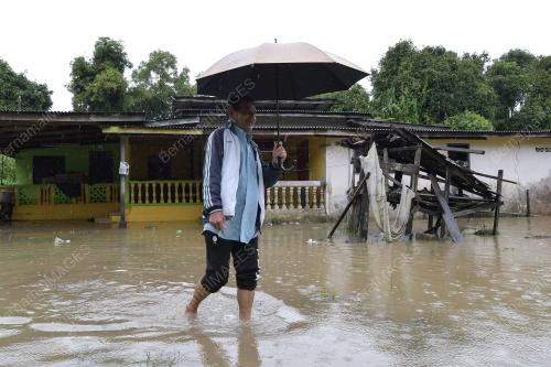 TR06_06112018_BANJIR_KILAT_BN201811062840