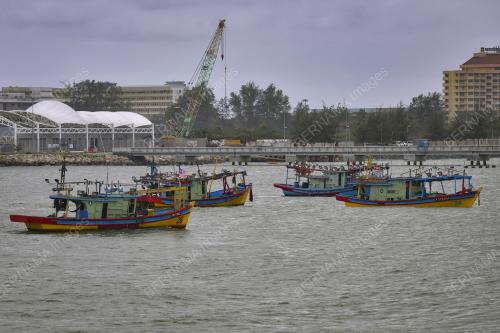 MONSON TIMUR LAUT