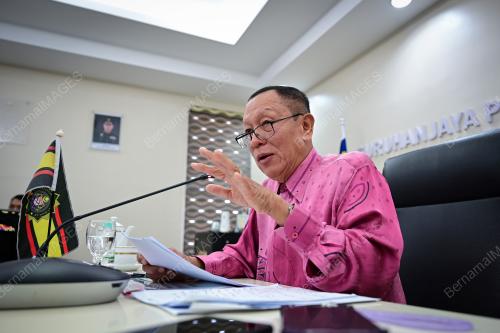 DATUK SERI ABD HALIM AMAN