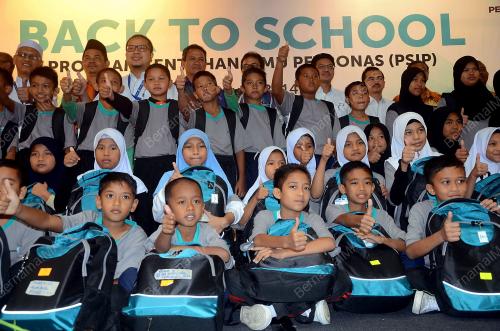 TR06_09012014_PETRONAS