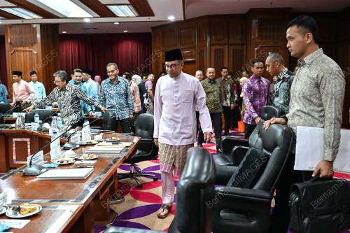 DATUK SERI ANWAR IBRAHIM
