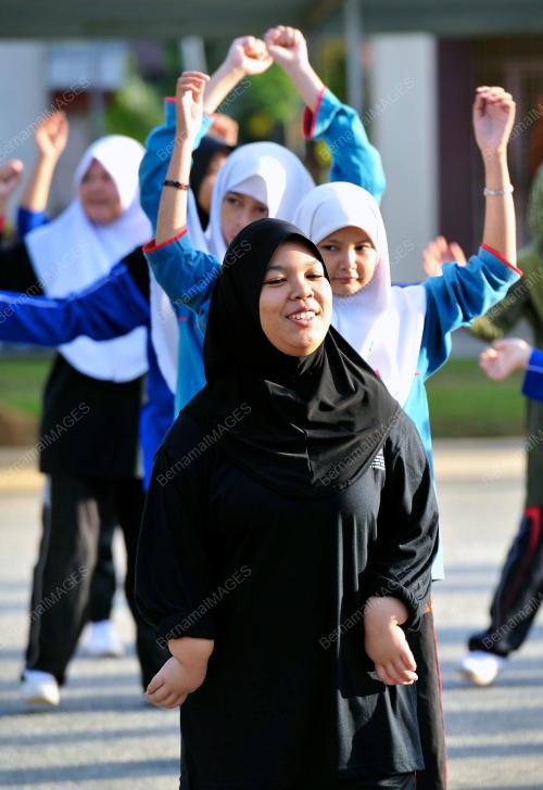 TR06_10072012_SENAM_SEKOLAH