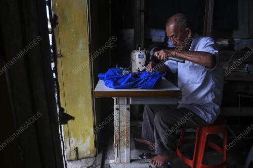 TUKANG JAHIT