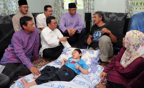TR06_12072015_SHAFIE_LAWAT