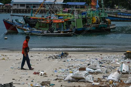 SAMPAH HANYUT