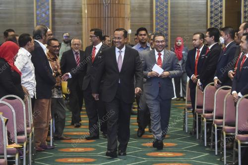 DATUK SERI DR AHMAD SAMSURI MOKTHAR
