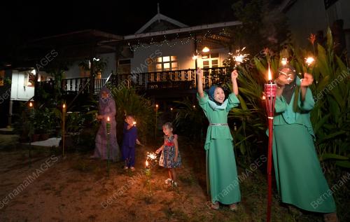 TR06_13062018_AIDILFITRI
