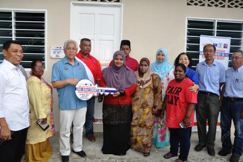 TR06_13082017_DATUK_SERI_IDRIS_JUSOH