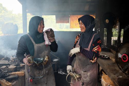 KUIH 'ASAP KELONG'