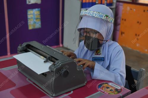SEKOLAH KEBANGSAAN BEROPERASI