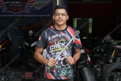 MUHAMMAD SYUKUR KHAMIS