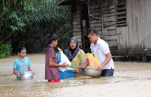 TR06_15122014_BANJIR