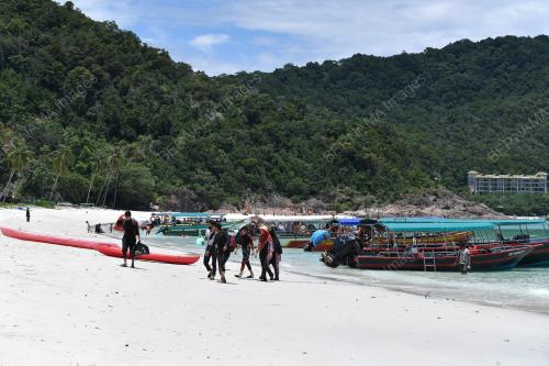 INDUSTRI PELANCONGAN TERENGGANU