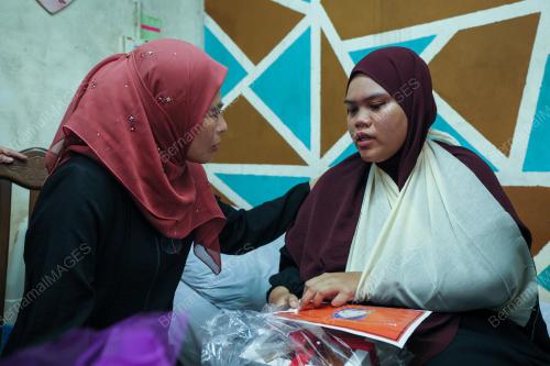 DATUK SERI NORAINI AHMAD