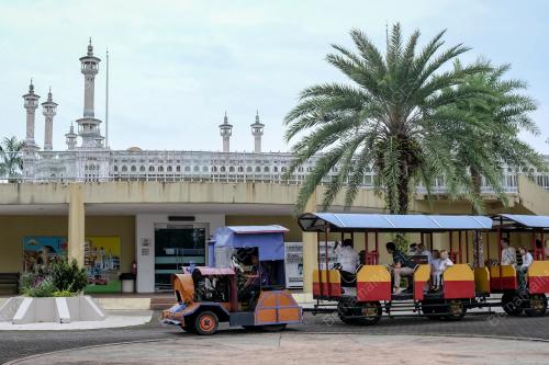 TAMAN TAMADUN ISLAM