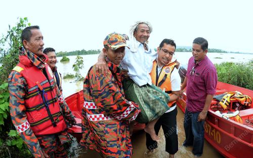 TR06_19122014_BANJIR