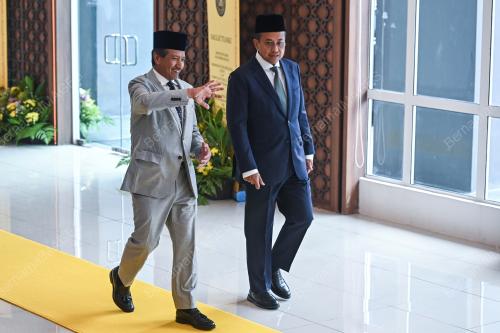 SULTAN MIZAN ZAINAL ABIDIN