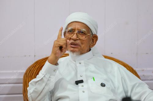 TAN SRI ABDUL HADI AWANG