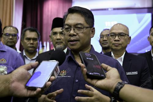 DATUK MUSTAPHA SAKMUD