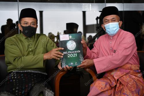 DATUK SERI DR AHMAD SAMSURI MOKHTAR