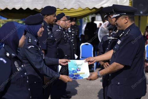 TR06_24042018_KADET_POLIS