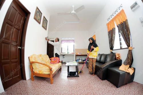 TR06_25072014_RUMAH_BARU
