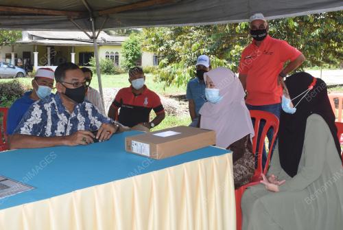 DATUK ROSOL WAHID