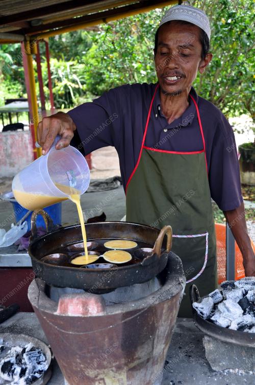 TR06_26052018_AKOK_TRADISIONAL_NYIUR_TUJUH