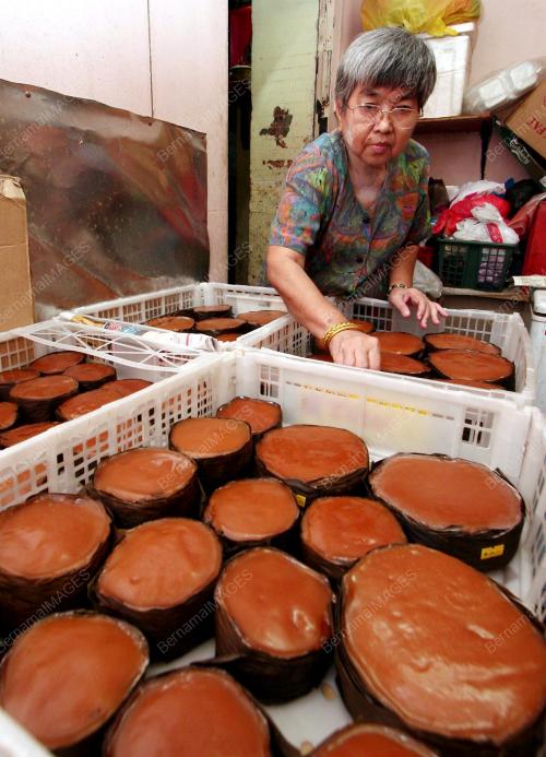 TR06_27012011_KUIH_BAKUL