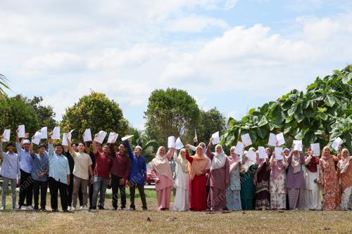 SIJIL PELAJARAN MALAYSIA (SPM)