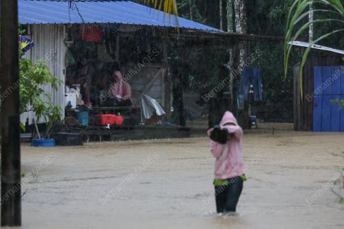 BANJIR SETIU