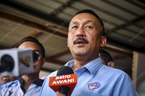 DATUK RUSLIN JUSOH