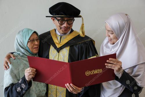 MUHAMMAD KHALIL ABDUL HADI