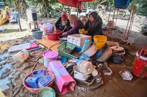 PASCA BANJIR KAMPUNG PASIR RAJA