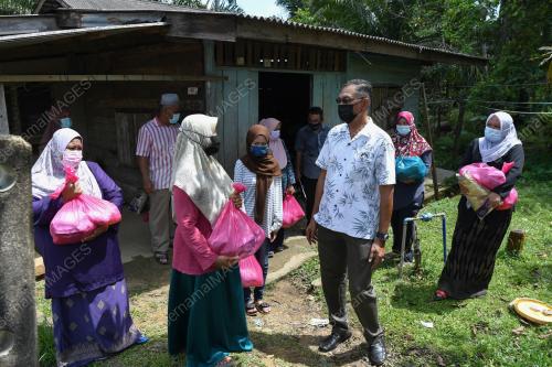 DATUK ROSOL WAHID